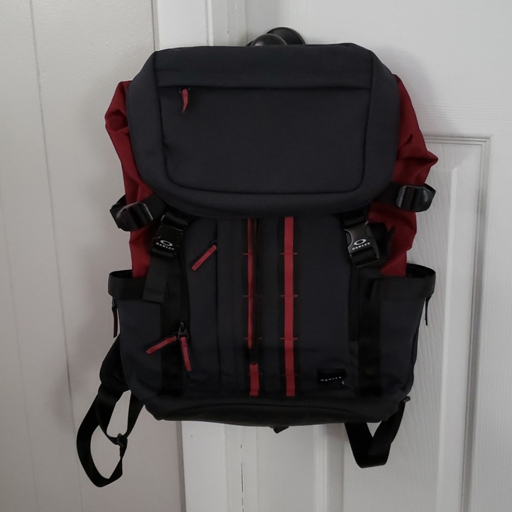 Oakley Utility Backpack